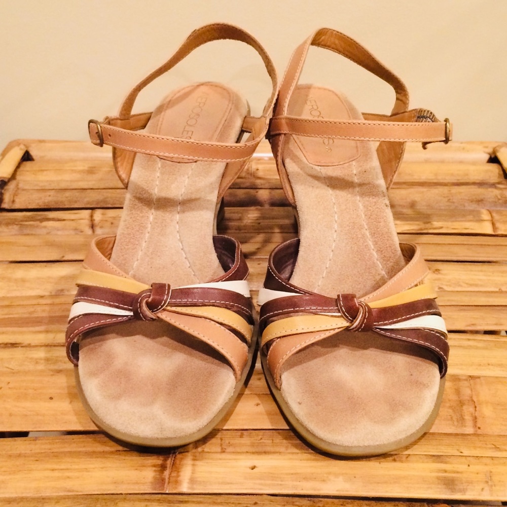 AEROSOLES Retro Leather Sandals